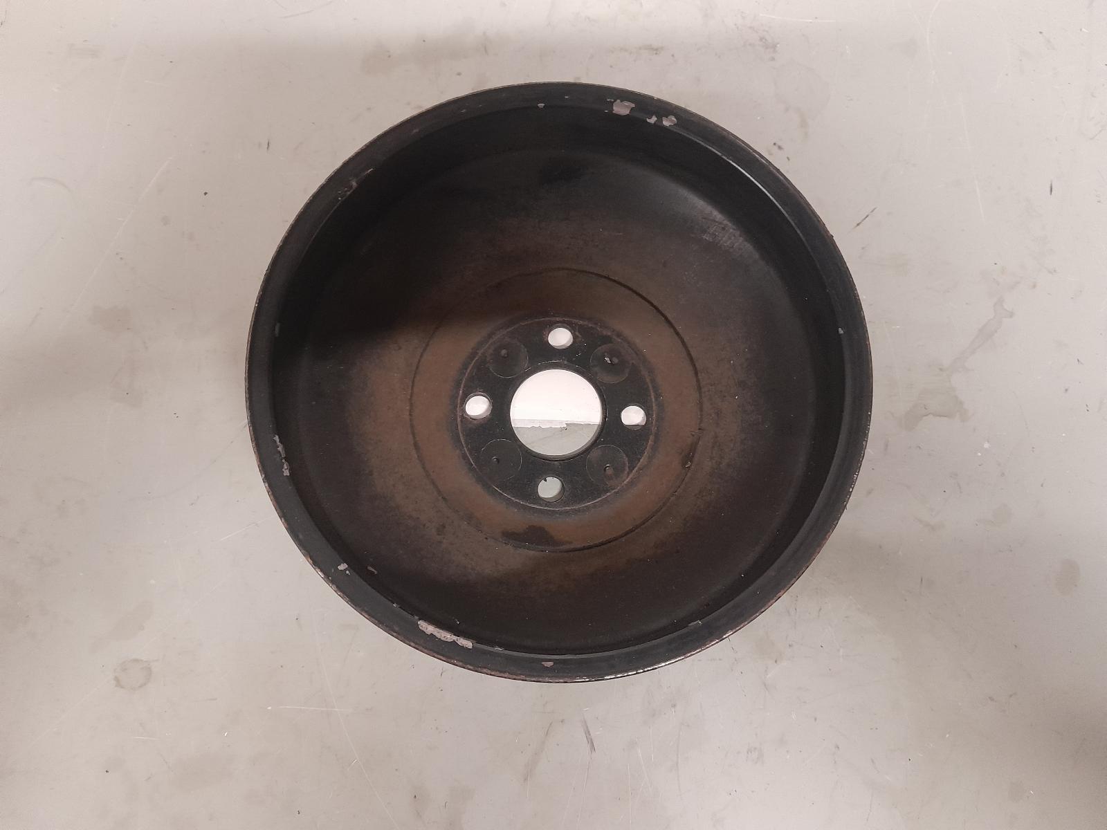 Holden Commodore Pulley