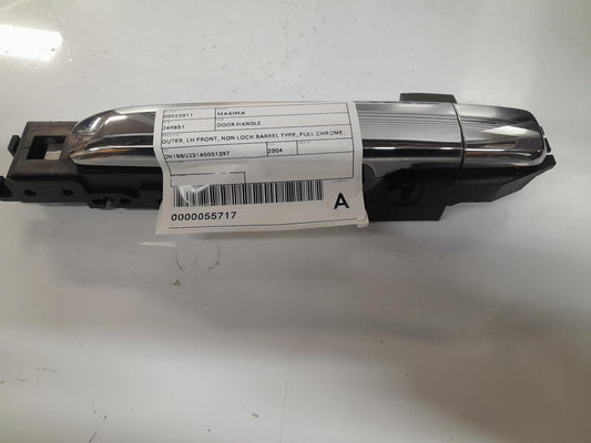 NISSAN MAXIMA DOOR HANDLE OUTER, LH FRONT, NON LOCK BARREL TYPE, FULL CHROME, J31, 02/02-05/09