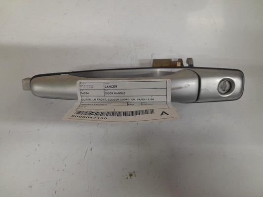 MITSUBISHI LANCER DOOR HANDLE OUTER, LH FRONT, COLOUR CODED, CH, 09/03-12/08