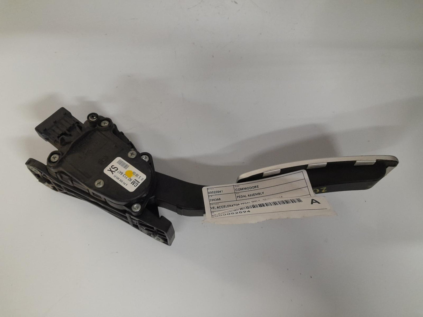 HOLDEN COMMODORE PEDAL ASSEMBLY VE, ACCELERATOR PEDAL ONLY,  08/06-04/13