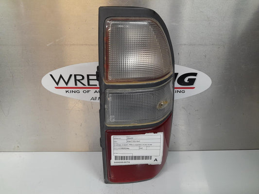 TOYOTA PRADO RIGHT TAILLIGHT 95 SERIES, IN BODY, RED/CLEAR/RED, 07/96-07/99