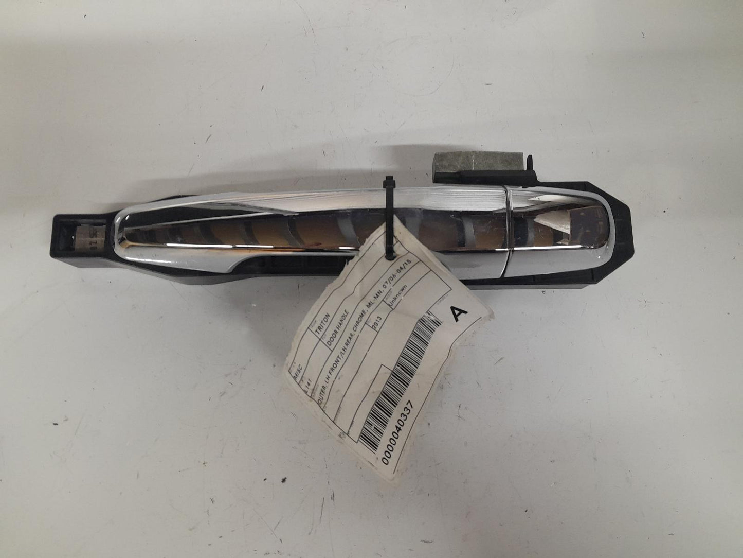MITSUBISHI TRITON DOOR HANDLE  OUTER, LH FRONT/LH REAR, CHROME, ML-MN, 07/06-04/15, L141